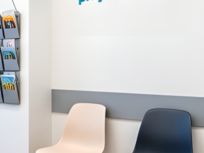 Logo Gabinetów przy Lipskiej w poczekalni